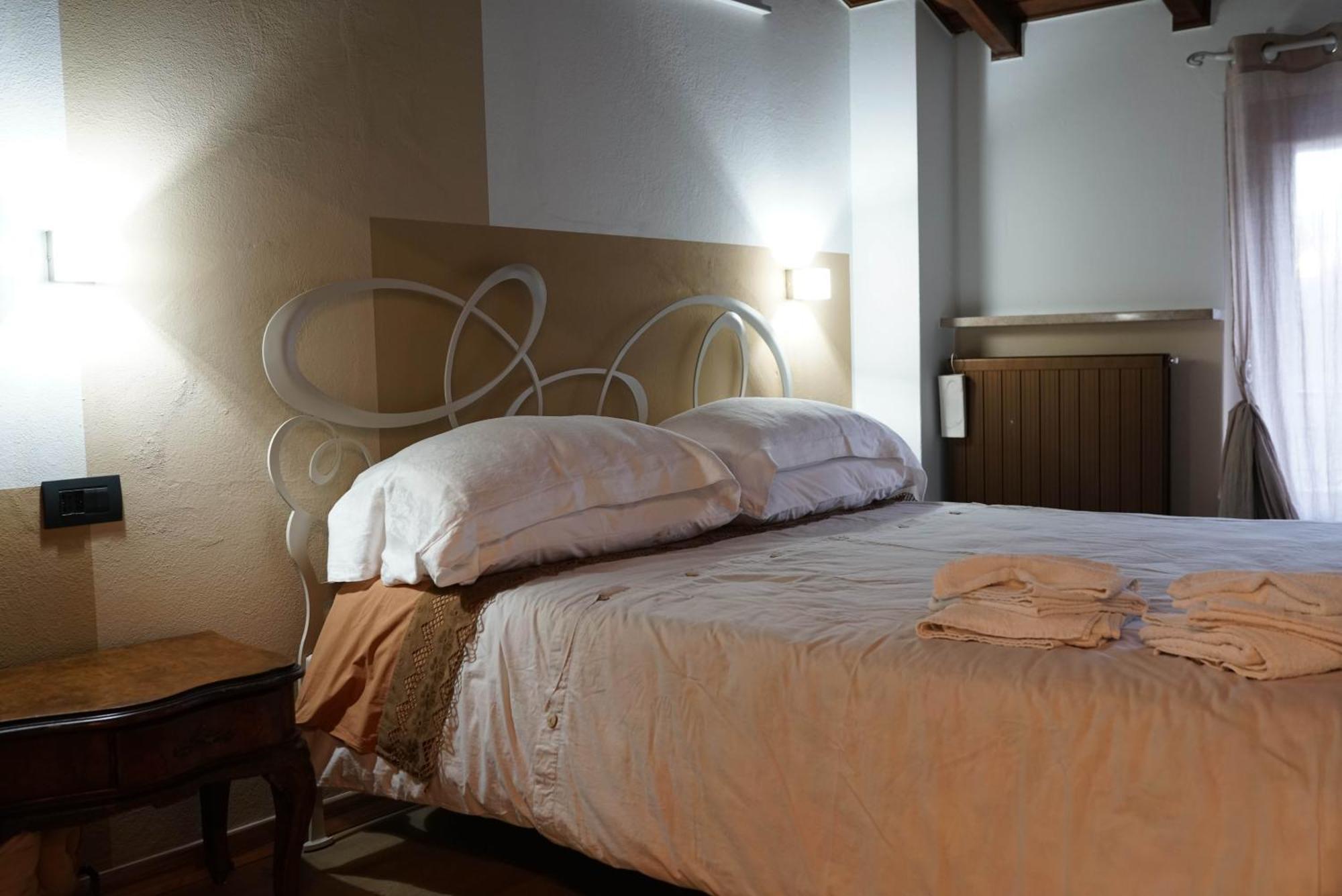 Portola La Vecchia Dimora Villa Roncola ภายนอก รูปภาพ