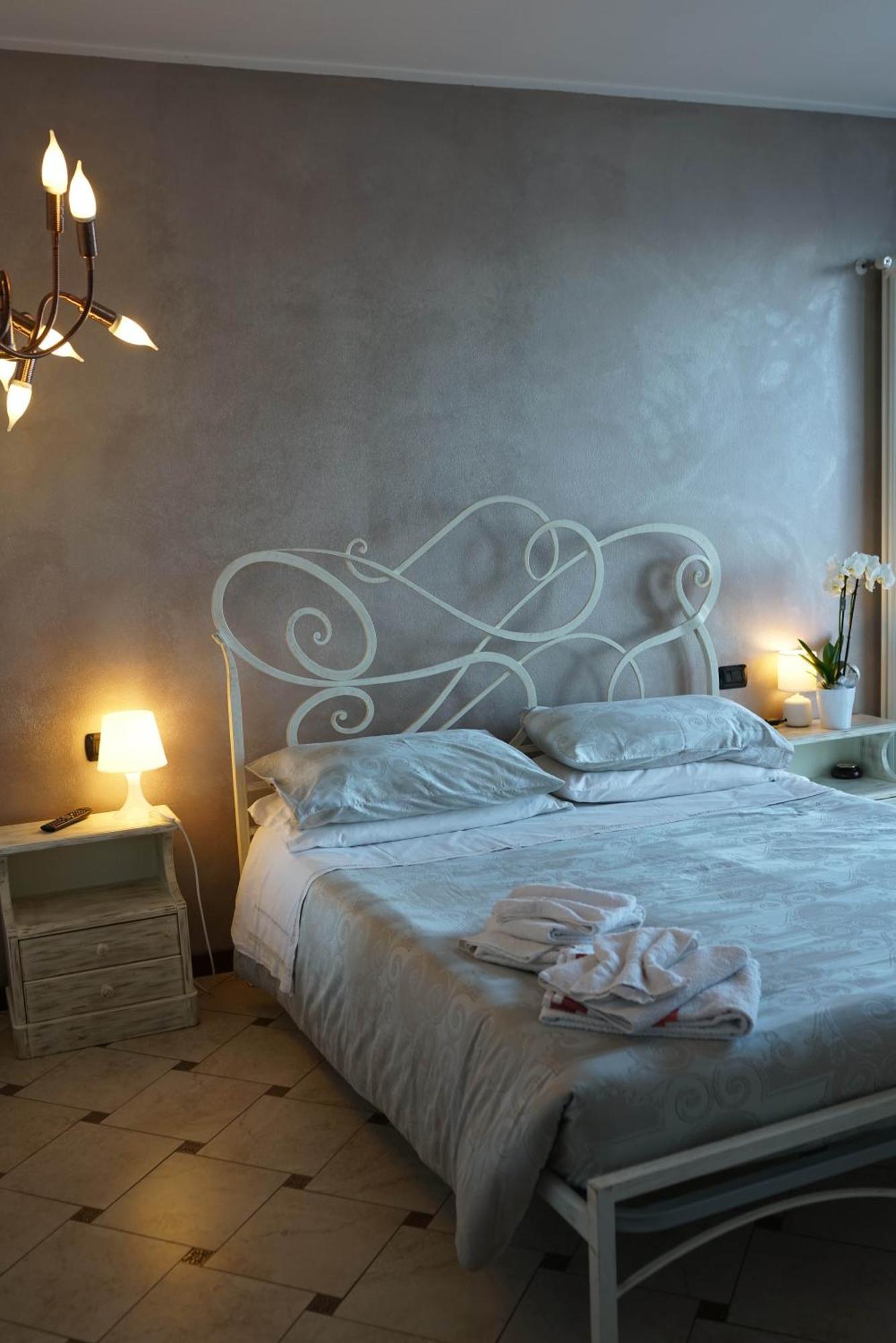 Portola La Vecchia Dimora Villa Roncola ภายนอก รูปภาพ