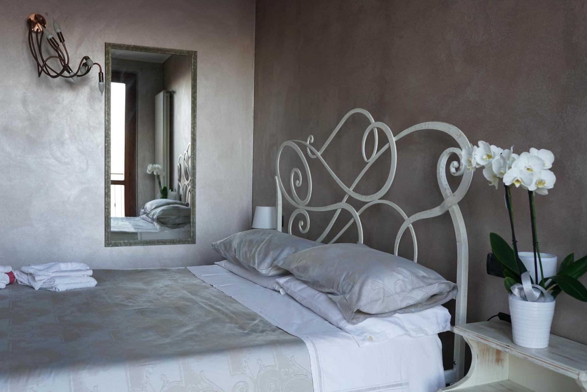 Portola La Vecchia Dimora Villa Roncola ภายนอก รูปภาพ